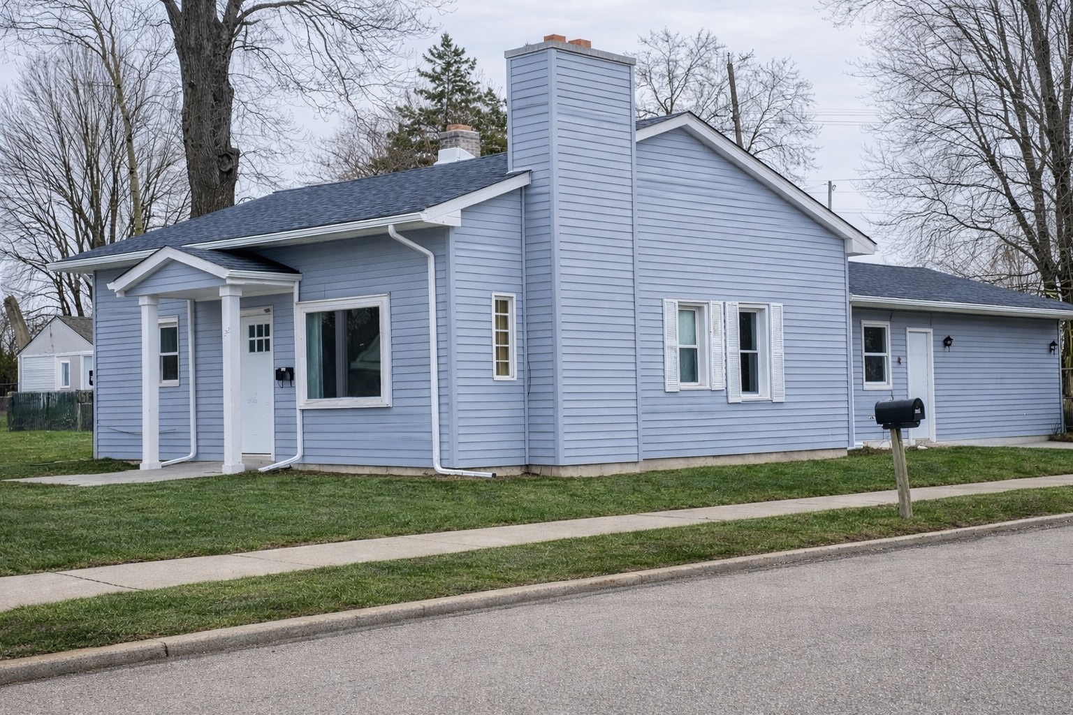 Exterior of Angels on Assignment Waterford home